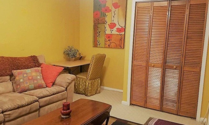 Fairfax Casa | Hogar acogedor, elegante y confortable.