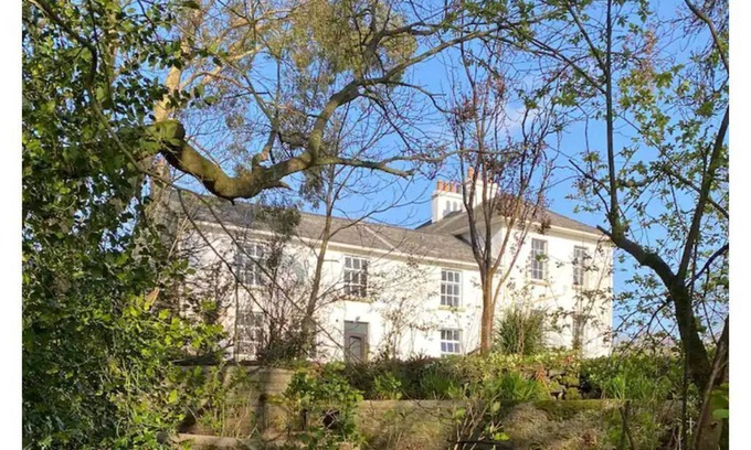 Crossabeg Otro | Welcoming Farm Annex on 15 private acres
