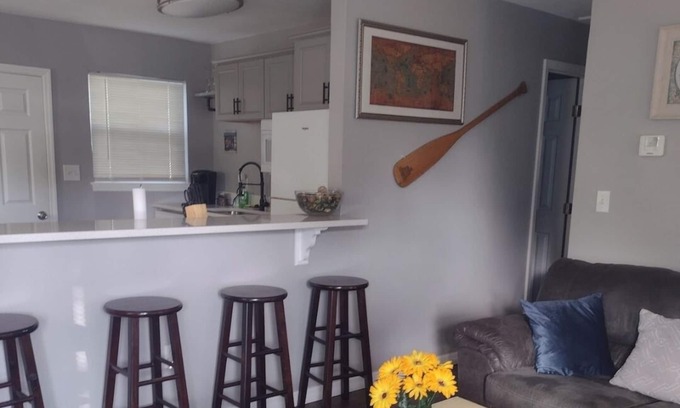 Cocoa Casa | Welcoming home with everything you need in Cocoa - 2 bedrooms