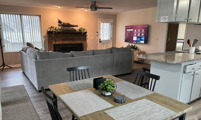 Lexington County Casa | Welcoming lake house with private dock