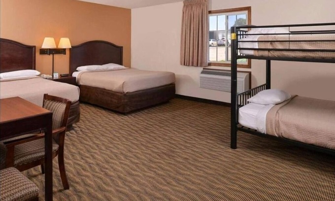 Atlantic Hotel | Welcoming Room w/ Kitchenette and BBQ Grill Near Downtown – Ideal for Business