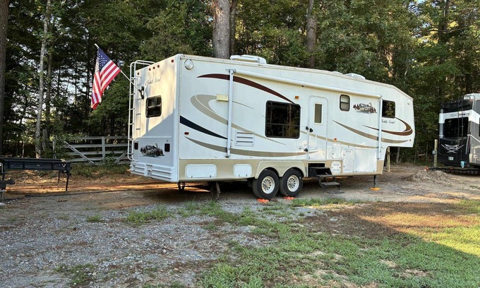 Farmerville Casa | Welcoming RV with AC in charming Farmerville.