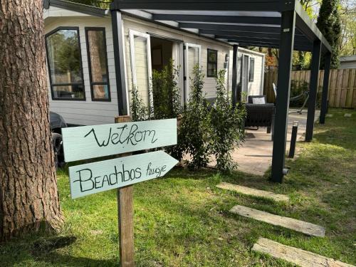 Bosgebied Hoenderloo Chalet De Esquí | Welkom in het beachbos I Onthaasten op de Veluwe