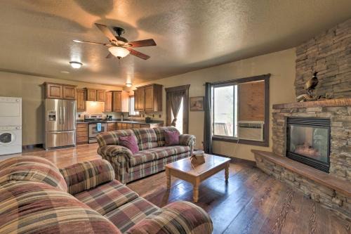 Sterling Casa | Well-Appointed Sterling Casita with Full Kitchen!