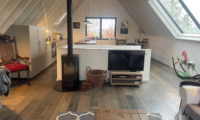 Sudbourne Casa | Well Barn (at Well House). Beautiful Barn with incredible views