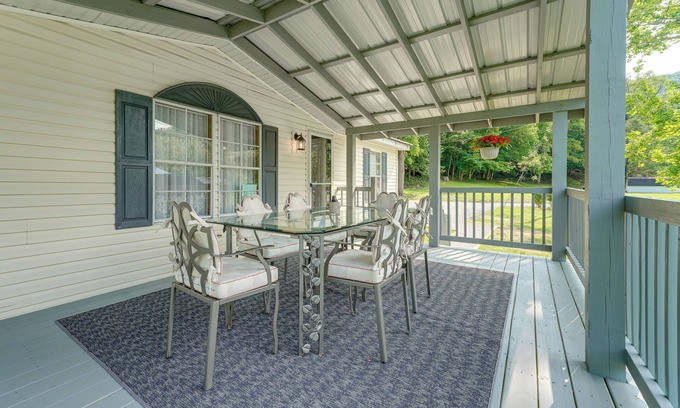 Belle Casa | 'Well & Cellar' Near Kanawha River & ATV Trails!