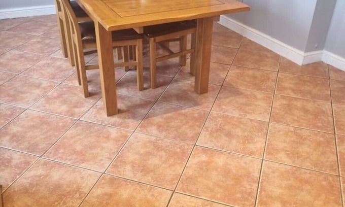Wrexham Casa | well Equipped house/parking, nr station