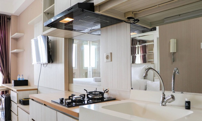 Cawang Apartamento | Well Furnished Studio Room At Signature Park Grande Apartment