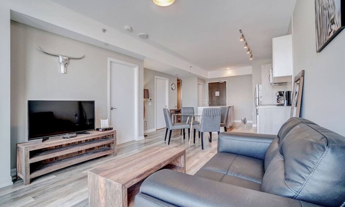 Wellington Village Apartamento | Wellington 1B with DEN
