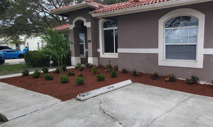 Greenview Shores Casa | Wellington, here they are!