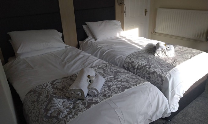 Howden Hotel | Wellington Hotel