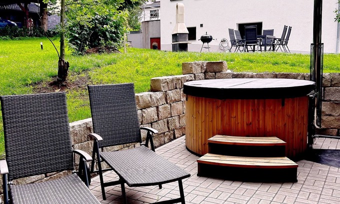 Rotterode Casa | Wellness am Morgengau mit Whirlpool und Sauna