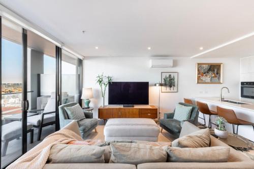 Moonee Ponds Apartamento | Wellness and Style - 2BR Apartment with Pool, Hot Tub and Gym
