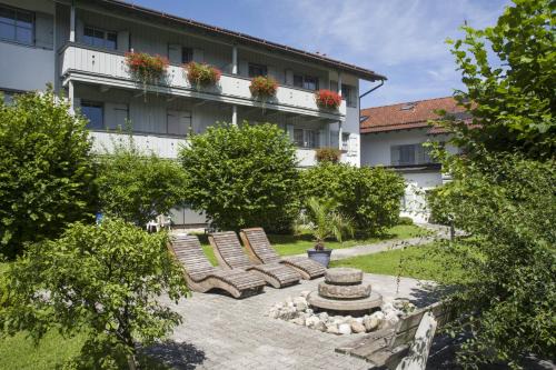 Oberaudorf Apartamento | Wellness Ferienwohnung Schweinsteiger mit Hallenbad und Sauna