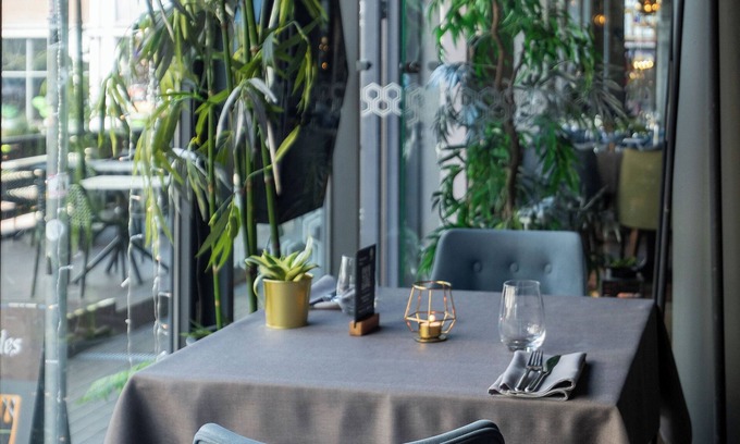 Old Town Hotel | Wellton Centrum Hotel & Spa
