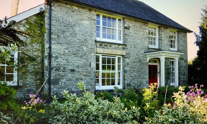 Llangybi Otro | Welsh Family Farmhouse - Games Room, Picnic/BBQ, Paddock