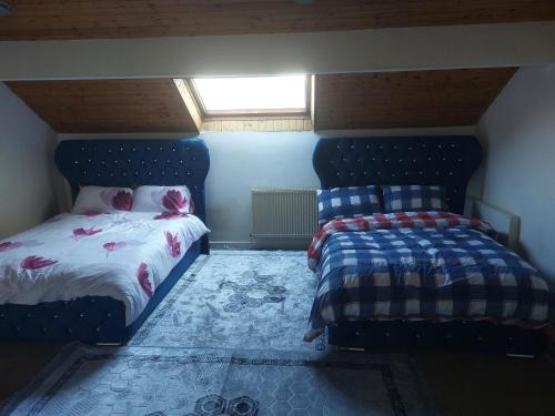 Llanrug Apartamento | Welsh Mountain Retreat with studio flat