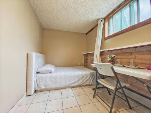 Saskatoon Casa | Wendy in the prairie