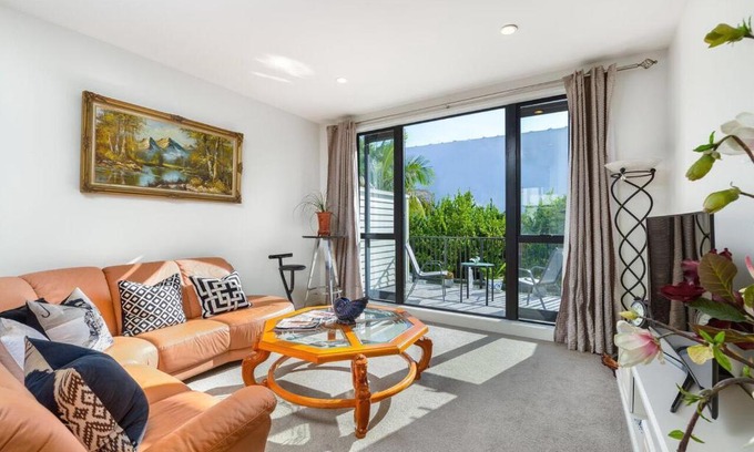 Mount Albert Casa | Wendy‘s