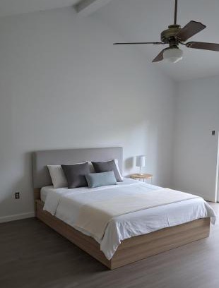 Kingwood Casa | Weslynn's Minimalistic Stay