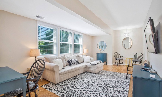 Annapolis Casa | West Annapolis Hidden Gem <.75Mile To Navy Stadium <1Mile to Downtown Annapolis