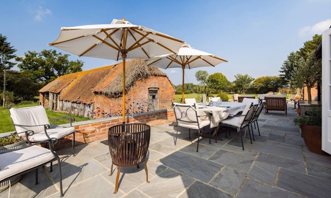 Wash Common Cabaña | West Berkshire Farmhouse - Luxury Cottages