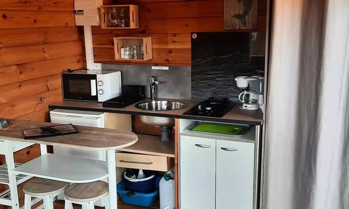 Perros-Guirec Chalet De Esquí | West Camping - 1 Room Chalet 2 People Without sanitary facilities