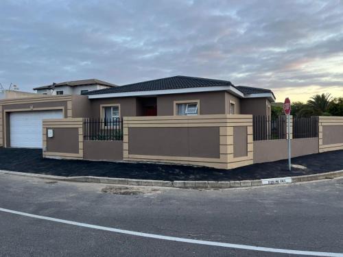 Bloubergstrand Casa | West Coast comfortable stays