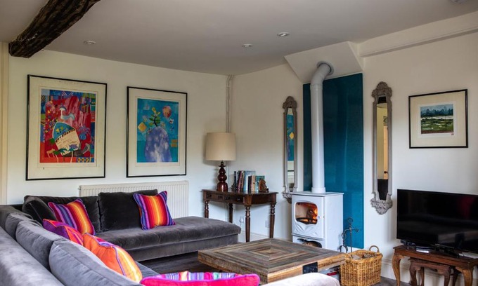 Dorchester Casa | West Cottage, Cerne Abbas Lane