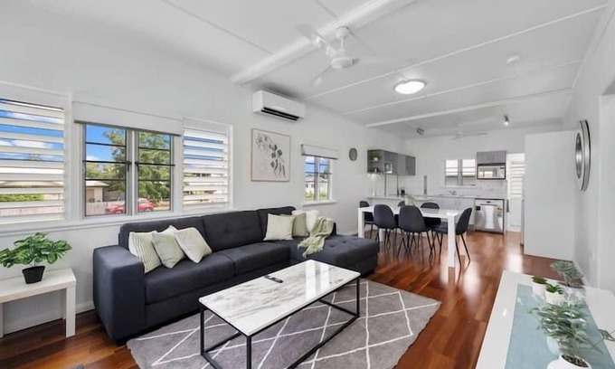 West End Casa | West End Gem Near Attractions