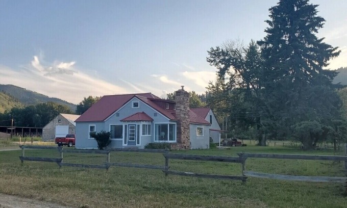 Conner Casa | ¡Campo base de West Fork!