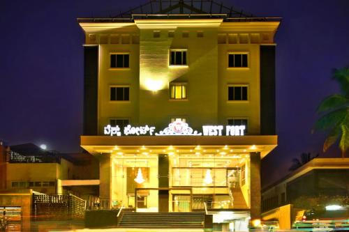 Bengaluru Hotel | WEST FORT HOTEL