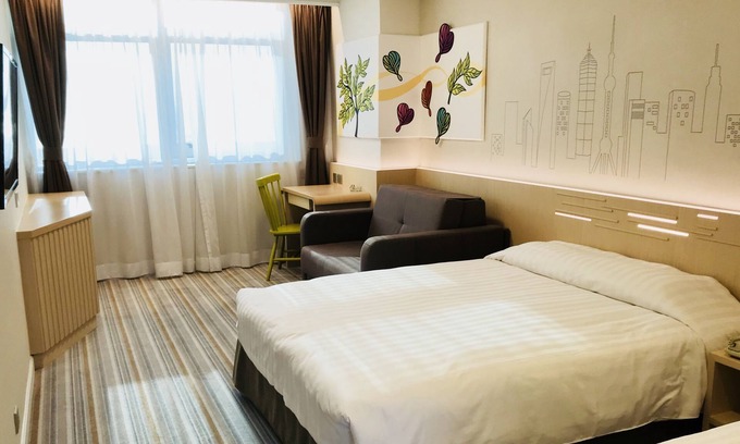 Yau Ma Tei Hotel | West Hotel
