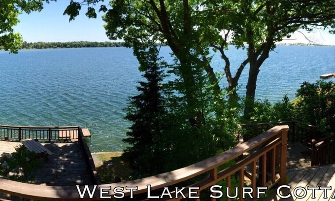 Picton Cabaña | West Lake Cottage Surf - Picton, Ontario, Canadá