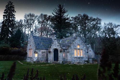 Kincraig Casa | West Lodge - Seasgair Lodges