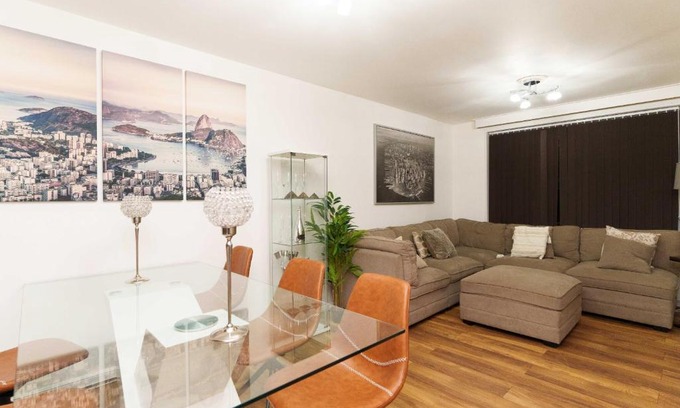 Chapeltown Casa | West Park House