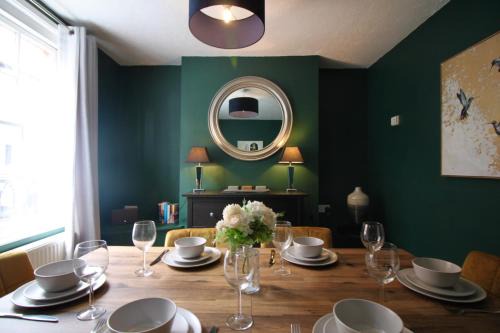 Harwich Casa | West Street Retreat Grade II listed townhouse
