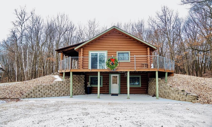 Westby Cabina | Westby Hideaway: Charming & Cozy 2-Bedroom Cabin on a Peaceful Dead-End Road.