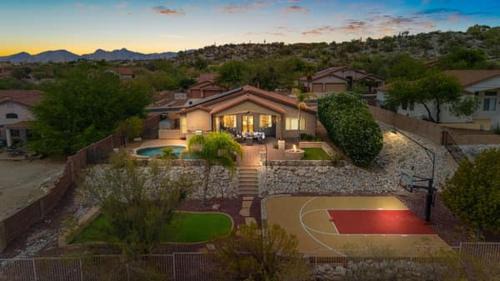 Tucson Casa | Western Ember Retreat