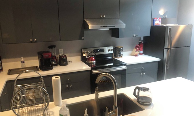 Belmont Apartamento | Western Hills, 1-BR unit, sleeps 4, near SF Airport
