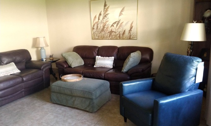 Oroville Casa | Western Theme with complimentary bottle of wine