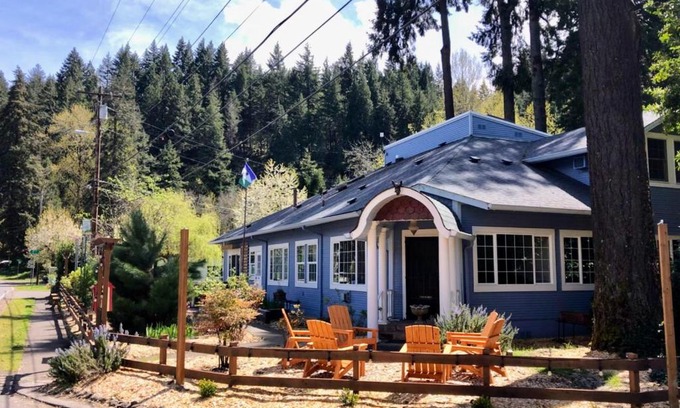 Westfir Cama Y Desayuno | Westfir Lodge & Mountain Market
