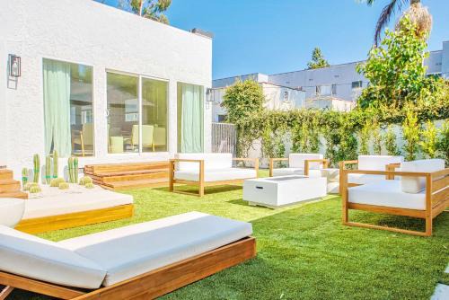 Melrose Casa | WestHollywood Villa Sleep 12 Jacuzzi & Garden Oasis