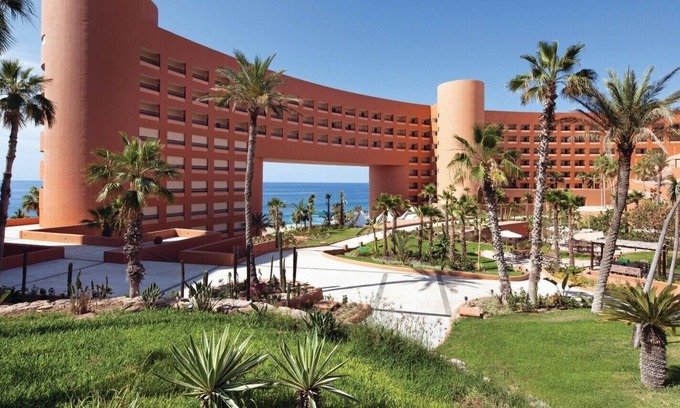 Palmilla Complejo | WESTIN LOS CABOS RESORT VILLAS AND SPA 3-BEDROOM VILLA SLEEPS UP TO 10 ADULTS