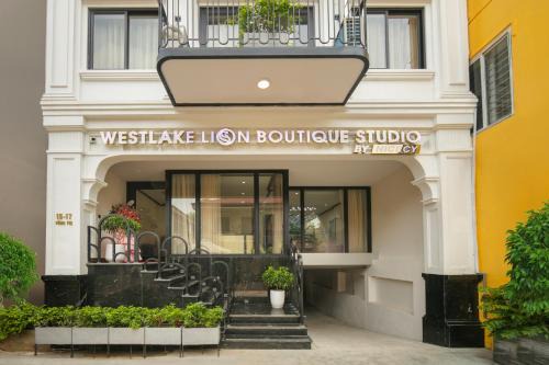 Tay Ho Hotel | Westlake Lion Boutique Studio & Spa