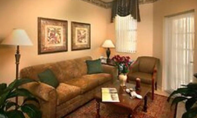 Weston Complejo | Weston Mizner Place for 2024 Christmas Week