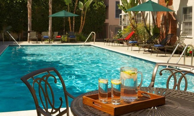 West Los Angeles Casa | Westpark 2BR Elite Residences, Free Parking