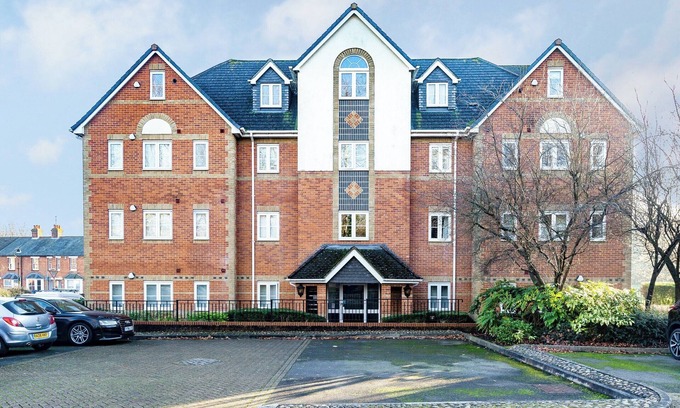 Basingstoke Cabaña | Westside Apartment 1