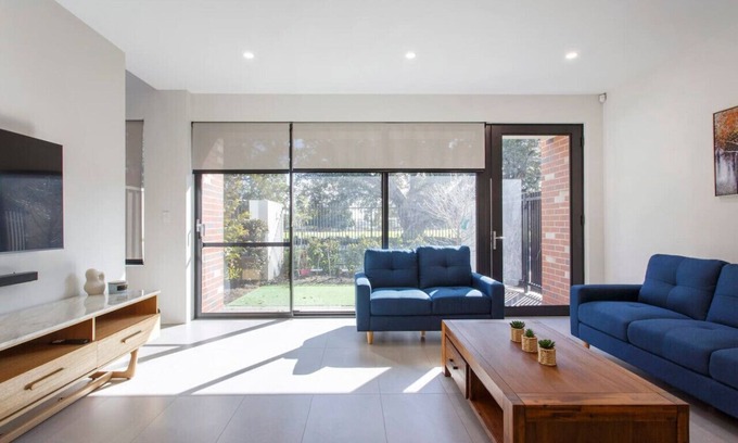 West Perth Casa | Westside Retreat - 3 Bedroom House