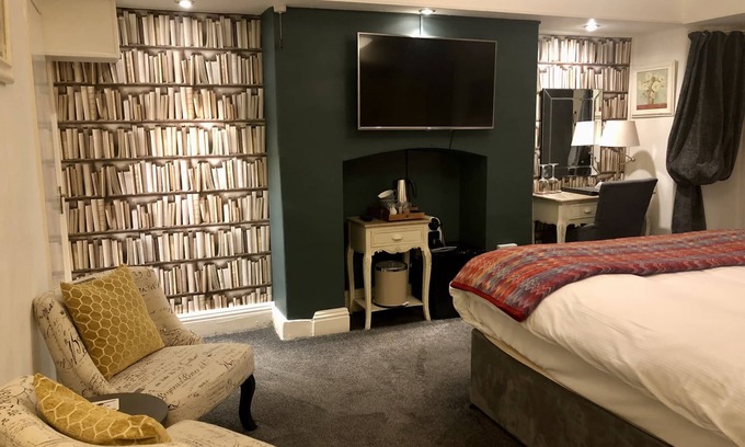 Dorchester Casa | Westwood House